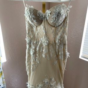 Idan  Cohen wedding dress .. blush color . But looks more cream. Cleaned